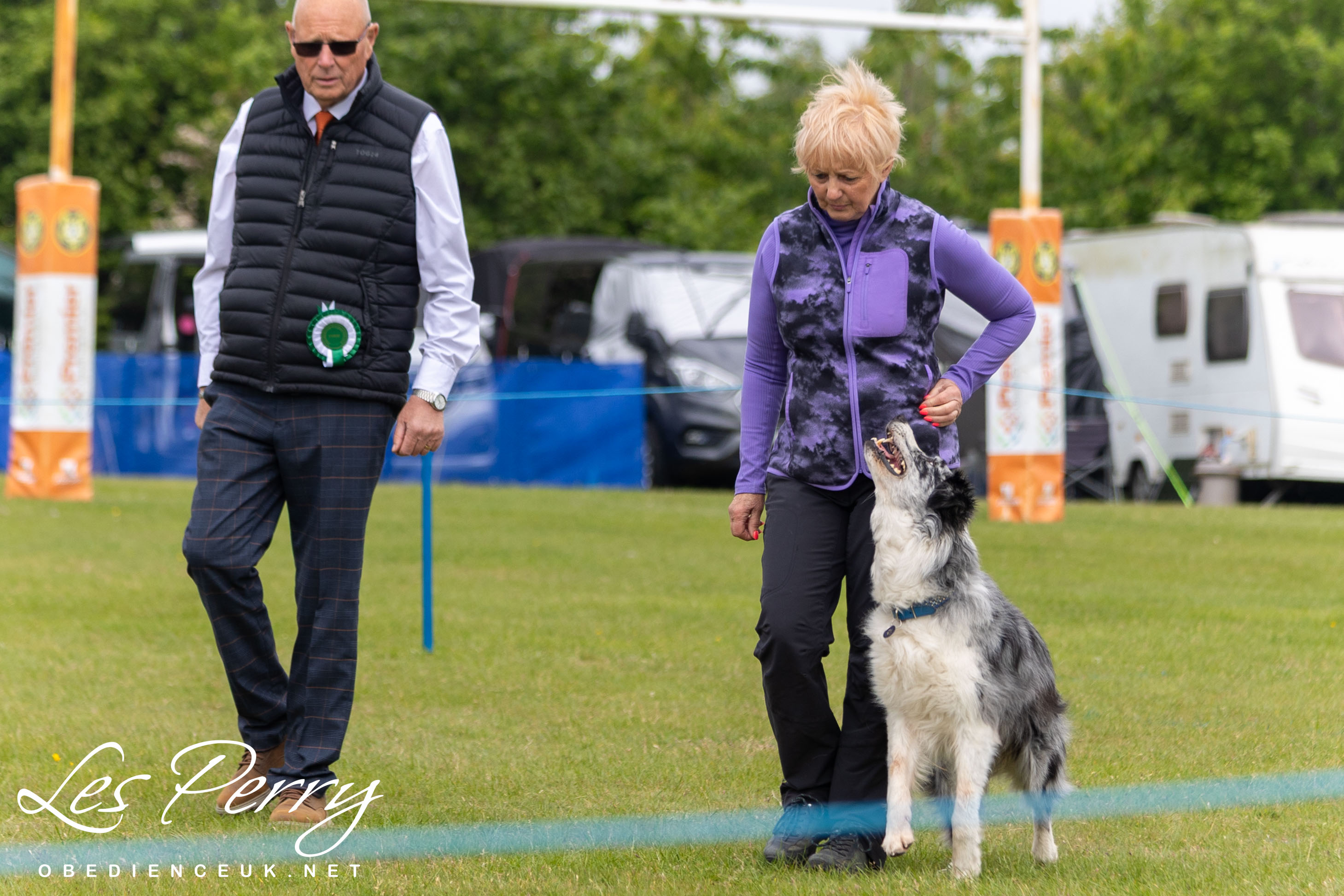 z25BC049